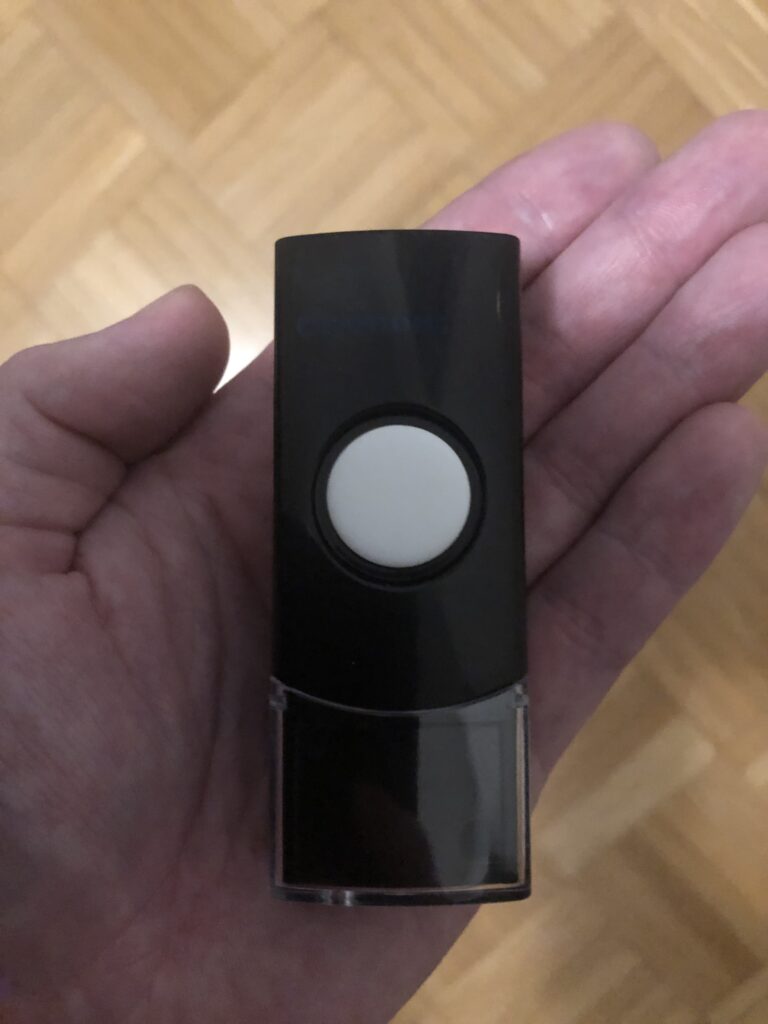 Picture of the doorbell that needs to be rung.
